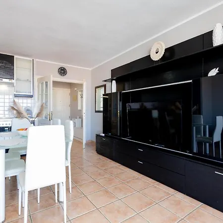 21 C Bouganvillas Apartmán