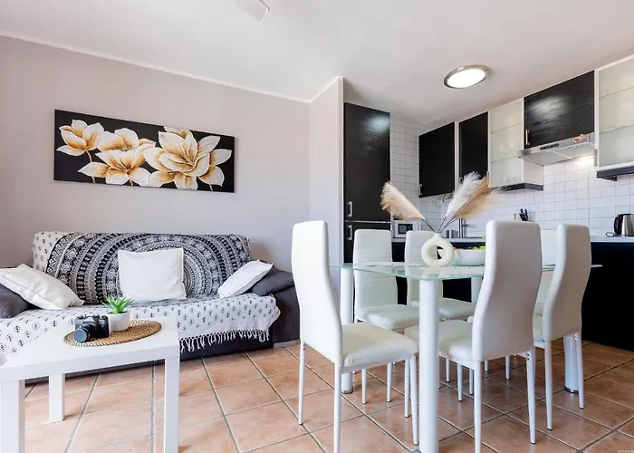 Апартаменты 21 C Bouganvillas