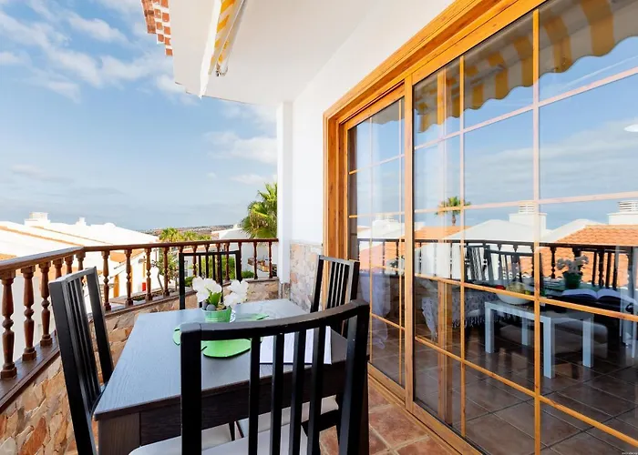 Апартаменты 21 C Bouganvillas